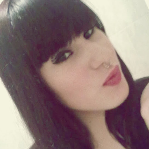 Celia Guillen Photo 9