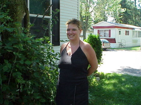Pamela Close Photo 10