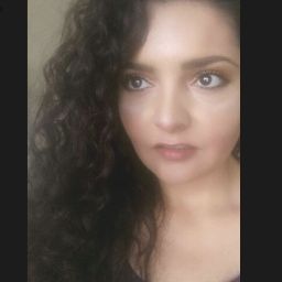 Mayra Hernandez Photo 12