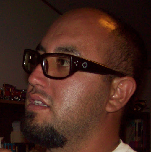 Juan Valdivia Photo 10