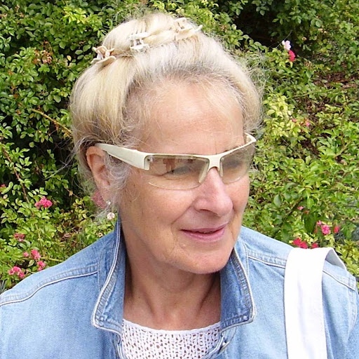 Barbara Geyer Photo 10