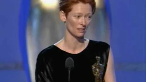 Carol Swinton Photo 9