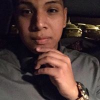 Alec Rodriguez Photo 8