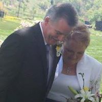 Lisa Lindsey Photo 3