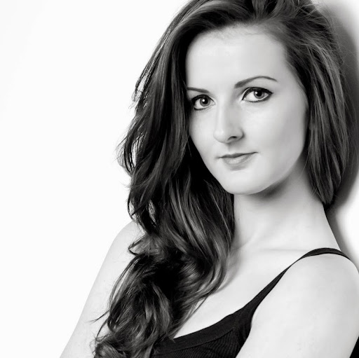 Rebecca Tibbetts Photo 9