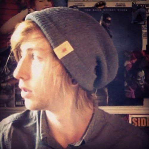 Billy Miles Photo 10