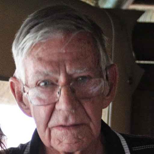Alton Moore Photo 11