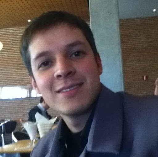 Alexander Tovar Photo 15