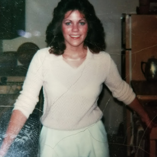 Sharon Harmon Photo 15