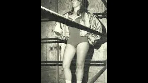 Kay Noble Photo 29