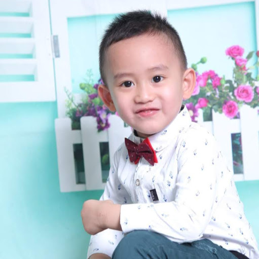 Hieu Tran Photo 14