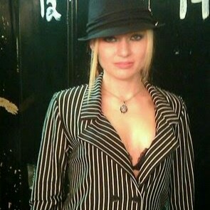 Ruth Price Photo 10