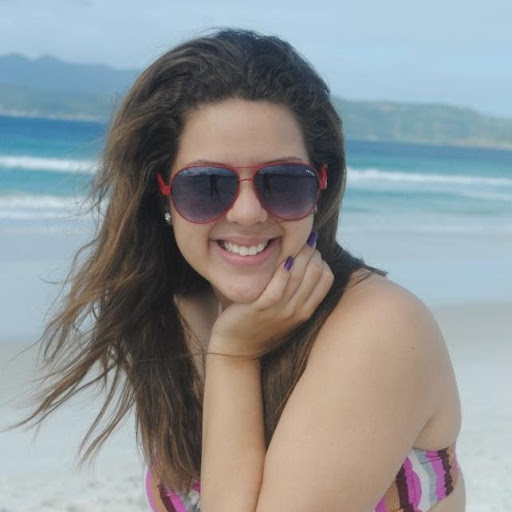 Clara Gomes Photo 15