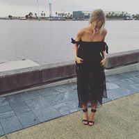 Kira Jones Photo 5