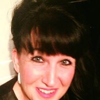 Christina Lynch Photo 9