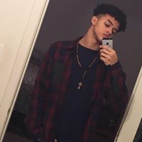 Christian Lara Photo 4