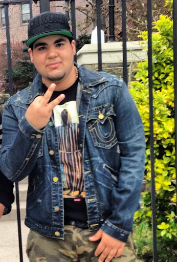 Raymond Mejia Photo 9