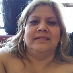 Cathy Rosales Photo 11