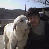 Jung Huh Photo 7