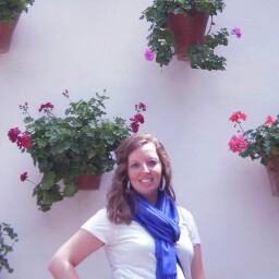 Megan Hutchison Photo 15
