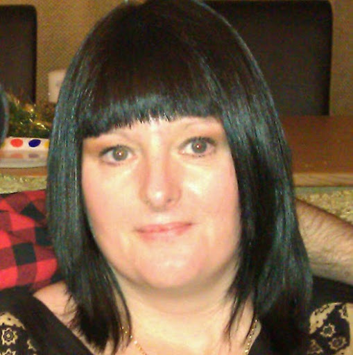 Bernadette Taylor Photo 13