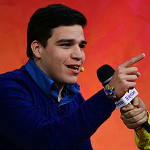 Miguel Luna Photo 10