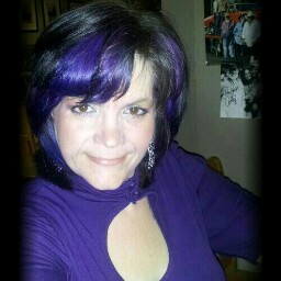Michelle Hamilton Photo 17