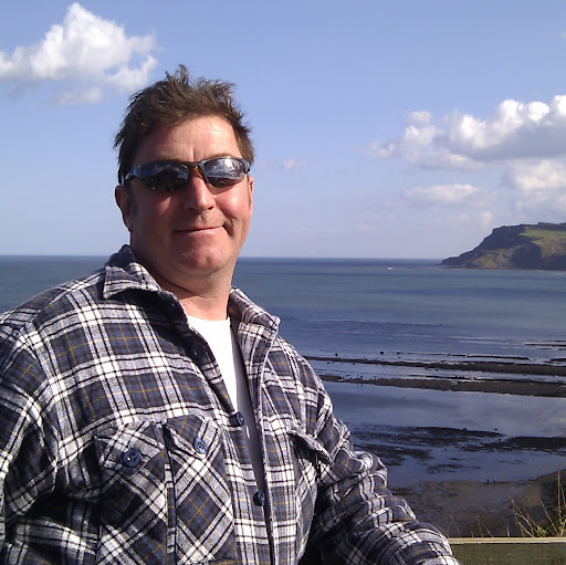 Jerome Moore Photo 15