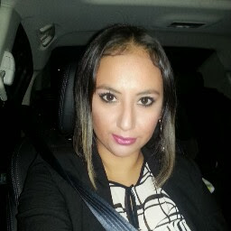 Veronica Ulloa Photo 9