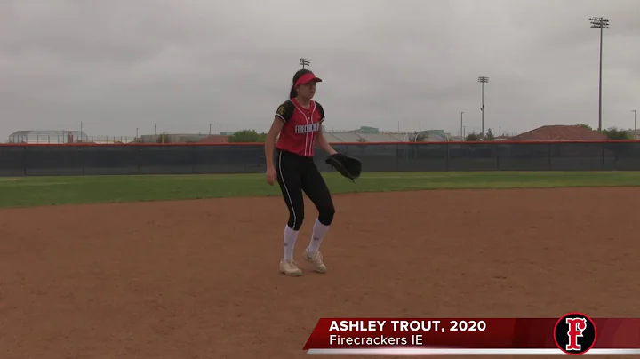 Ashley Trout Photo 30
