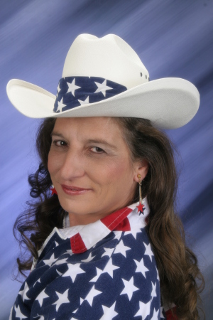 Donna Hart Photo 18