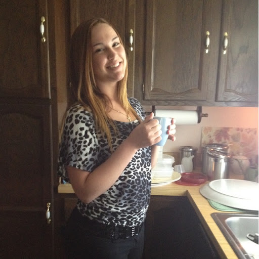 Jaclyn Schultz Photo 12