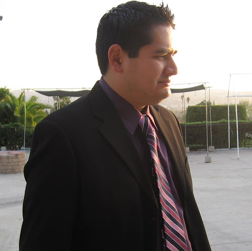 Eric Pacheco Photo 16
