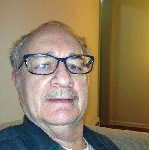 Charlie Hutchinson Photo 10
