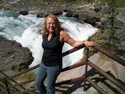Beth Barrett Photo 17