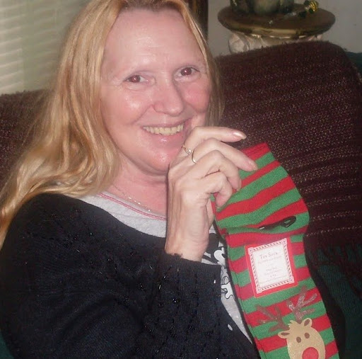 Brenda Lyons Photo 15