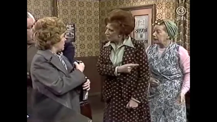 Elsie Tanner Photo 8