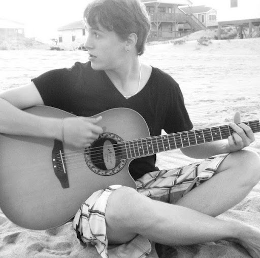 Aaron Fulcher Photo 6