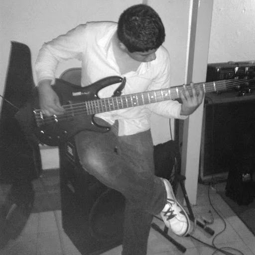 Isaac Martinez Photo 12