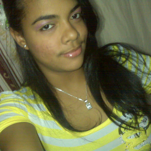 Damaris Reyes Photo 14