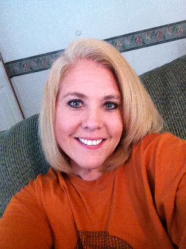Shannon Wolfe Photo 14