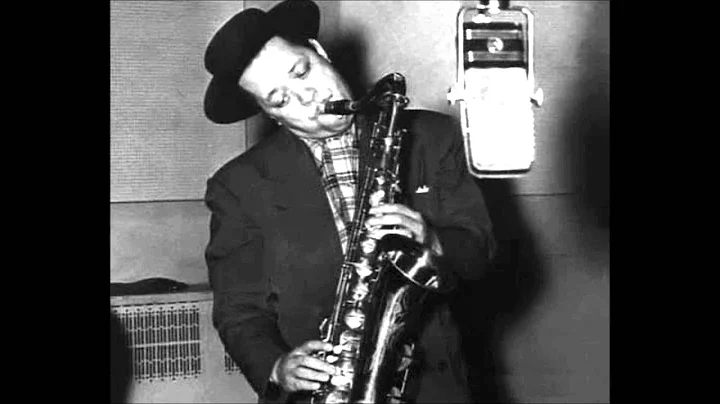 Lester Small Photo 17