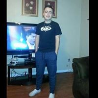 Luis Corral Photo 7