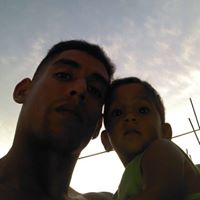 Christopher Linares Photo 1