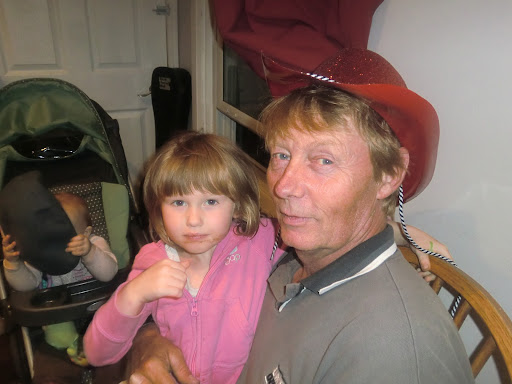 Helen Tomlinson Photo 13