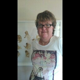 Karen Tanner Photo 13