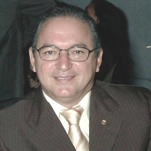 Antonio Oliveira Photo 9