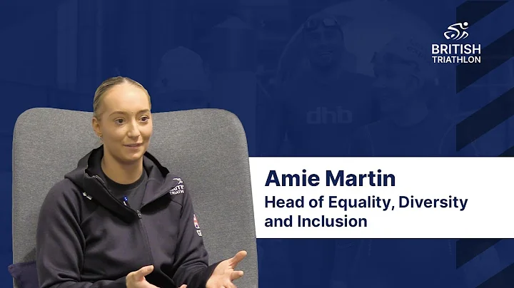 Amie Martin Photo 38