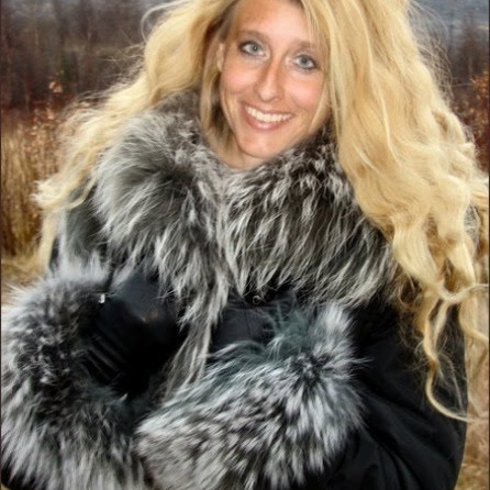 Lori Davenport Photo 9