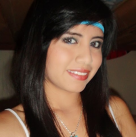 Jessica Alarcon Photo 16